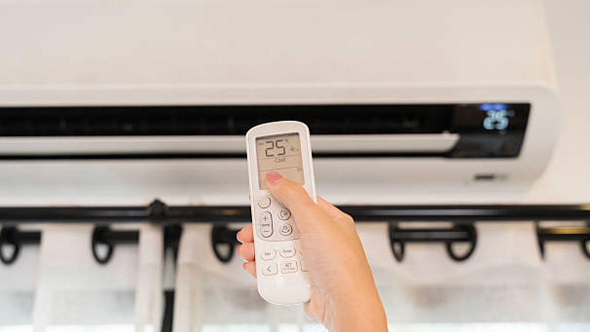 AC Terbaik 2025 Berdasarkan Fitur: Inverter, Low Watt, Smart Control & Anti Bakteri