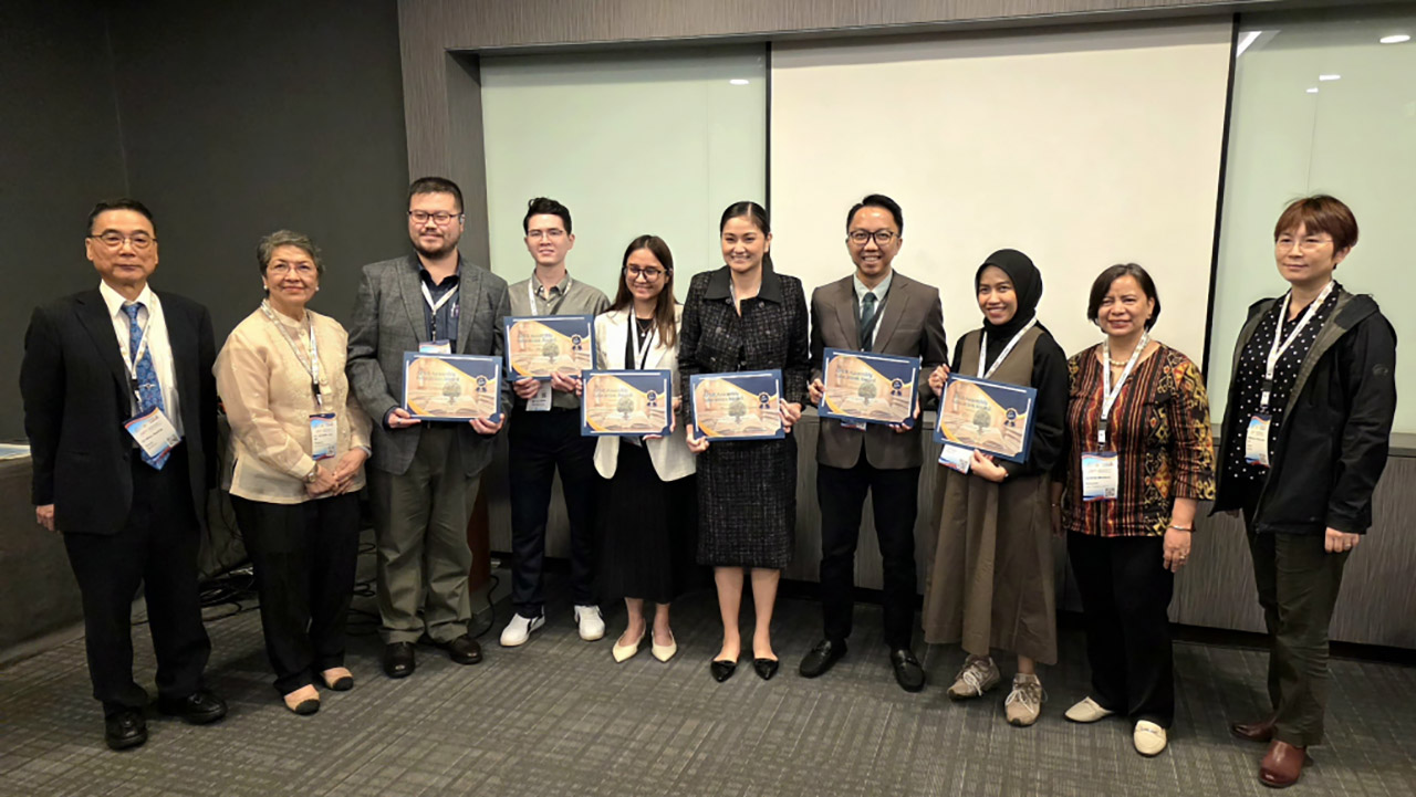 Prestasi Dosen Unimal: dr. Dwi Robbiardy Eksa Sabet Penghargaan Internasional APSR 2025