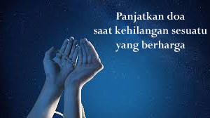 Panjatkan Doa, Cari Ketenangan di Tengah Kehilangan Pasangan