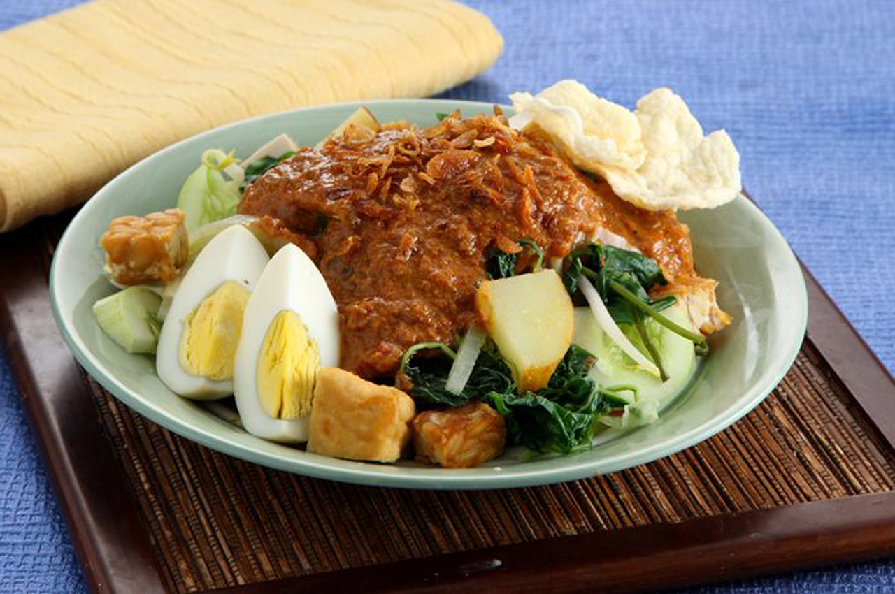 Rahasia Bumbu Gado-Gado yang Menggoda Selera dan Sehat