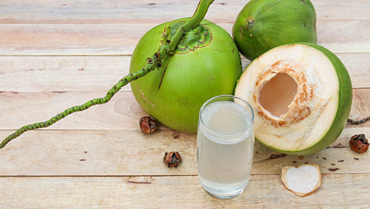 Rutin Minum Air Kelapa Muda, Ini Deretan Manfaat yang Bisa Dirasakan Tubuh