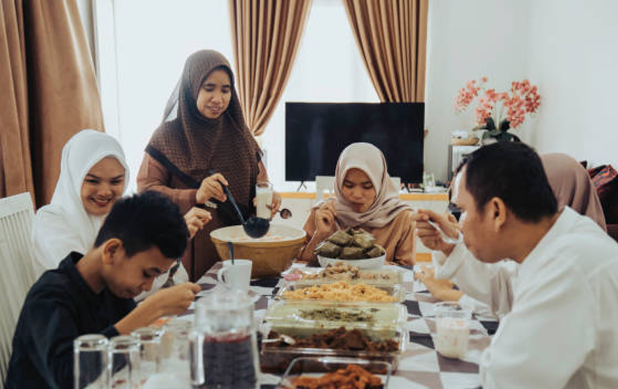 Tips Makanan Sahur dan Berbuka untuk Pelajar agar Tidak Mengantuk Saat Belajar