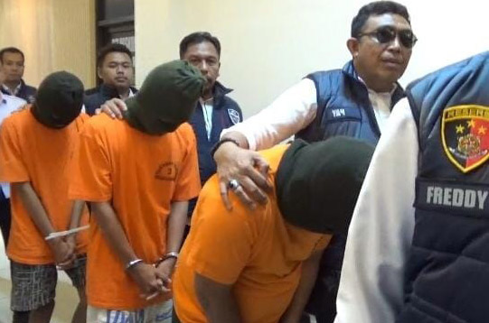 Polda Lampung Tangkap 1 Admin dan 2 Anggota Grup Medsos FB Gay Lampung