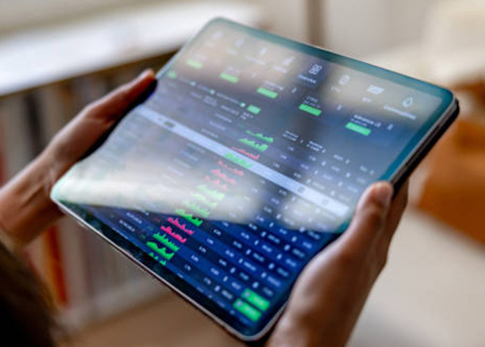 Bitcoin Melejit 7% ke USD 73 Ribu! Ethereum dan Altcoin Kompak Menghijau