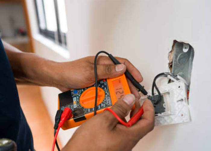 Benarkah Tarif Listrik Naik Diam-Diam? Ini Fakta Sebenarnya di Balik Tagihan Membengkak