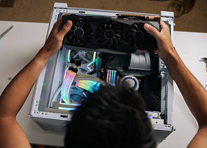 PC Anda Lemot? Ini 10 Tips Merawat PC Sendiri di Rumah agar Tetap Kencang dan Awet