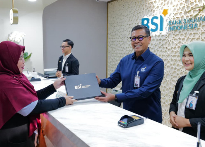 Kepercayaan 24 Juta Nasabah Antarkan BSI Raih Top 5 Layanan Terbaik CX 100 Award