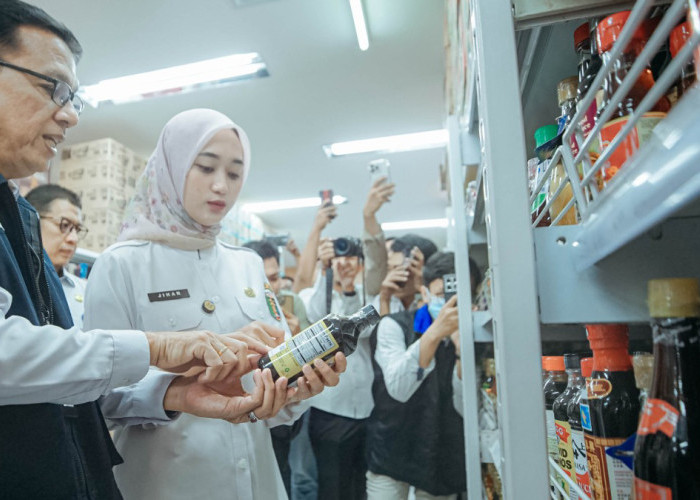 Jelang Idulfitri, Wagub Lampung Turun ke Pasar: Produk Tanpa Izin Edar Ditemukan, Harga Bapok Tetap Aman