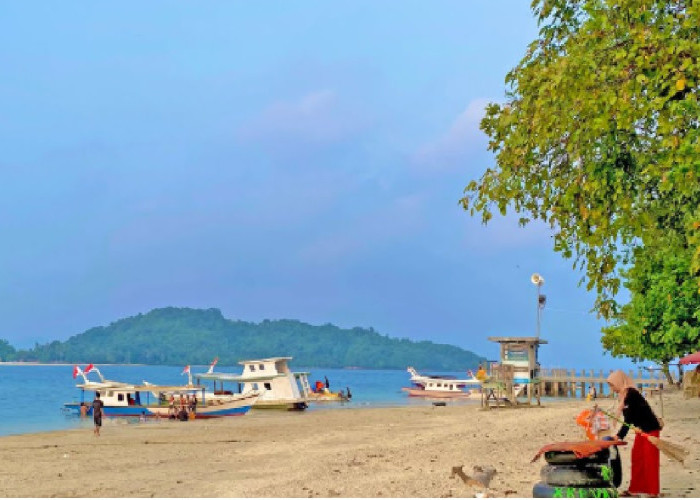 7 Pantai Terdekat dari Bandar Lampung yang Cocok untuk Wisata Keluarga dan Aman untuk Anak