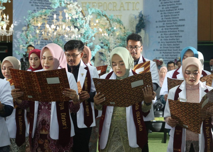 Universitas Malahayati Kukuhkan 59 Dokter Baru dalam Prosesi Sumpah Dokter Periode ke-74