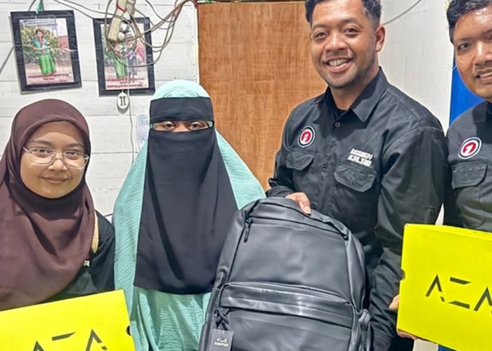 Menyentuh Hati, Adik-Adik Almarhum Mandala Terima Bantuan Sepatu dari AZA DBL