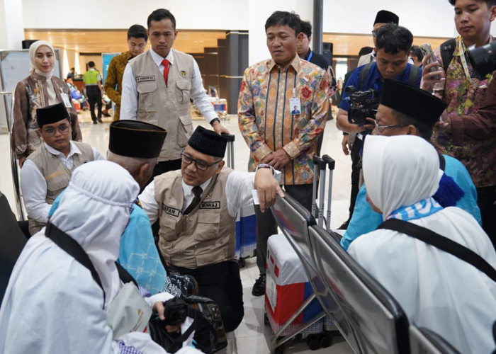 Lepas Kloter 1 Jemaah Haji di Embarkasi Cipondoh, BSI Optimalkan Layanan di Indonesia dan Tanah Suci