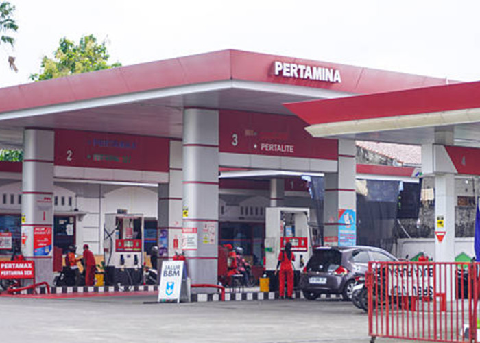 Harga Pertamax di Lampung Hari Ini Tembus Rp12.600/Liter, Warga Kaget: Naik Lagi?