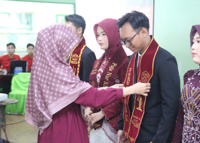 85 Mahasiswa Fakultas Hukum Universitas Malahayati Resmi Sandang Gelar Sarjana Hukum