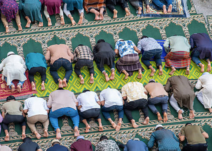 Renungan Jumat 9 Oktober 2026: Jangan Lelah Berbuat Baik, Allah Maha Melihat