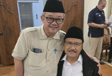 Gus Ipul Ucapkan Selamat Lebaran ke Sekum Muhammadiyah, Soroti Makna Perbedaan Idulfitri 2026