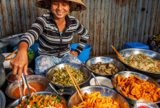 Street Food Unik yang Bikin Geleng Kepala! Dari yang Aneh Sampai Bikin Nagih